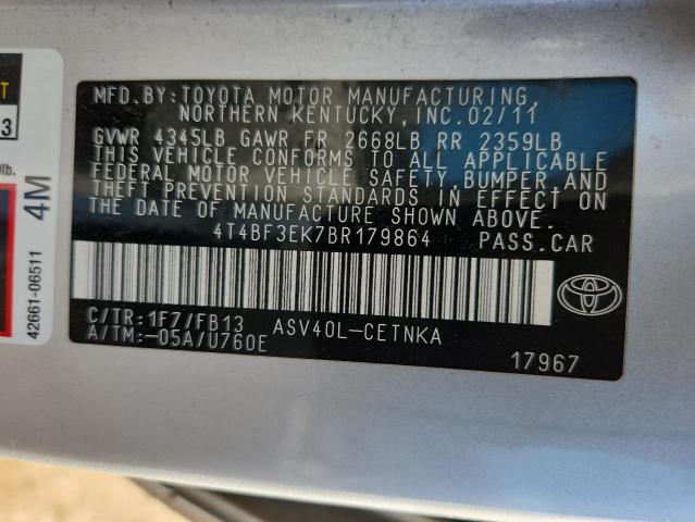 4T4BF3EK7BR179864 - 2011 TOYOTA CAMRY BASE فضي صورة 12