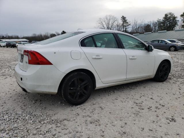 YV126MFK9F2356199 - 2015 VOLVO S60 PREMIER WHITE photo 3