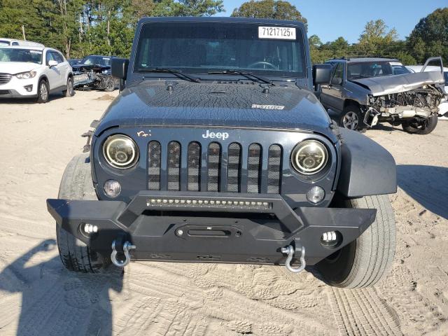 1C4AJWAG4JL891832 - 2018 JEEP WRANGLER SPORT GRAY photo 5