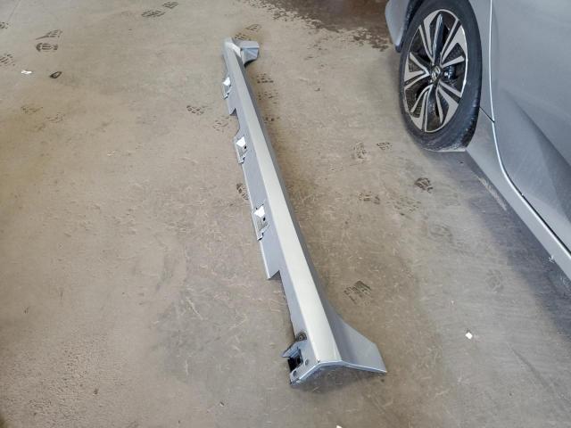 19XFC1F36HE031135 - 2017 HONDA CIVIC EX SILVER photo 12