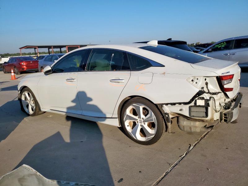 1HGCV1F98JA021069 - 2018 HONDA ACCORD TOURING WHITE photo 2