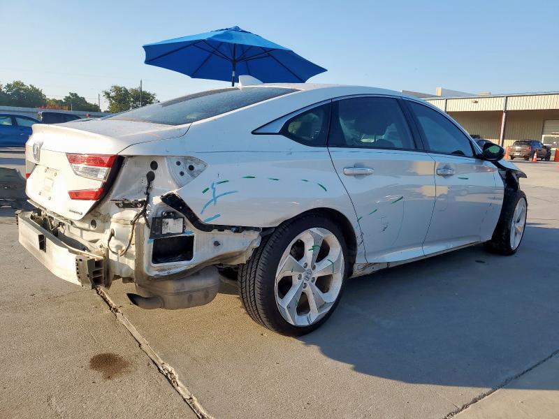 1HGCV1F98JA021069 - 2018 HONDA ACCORD TOURING WHITE photo 3
