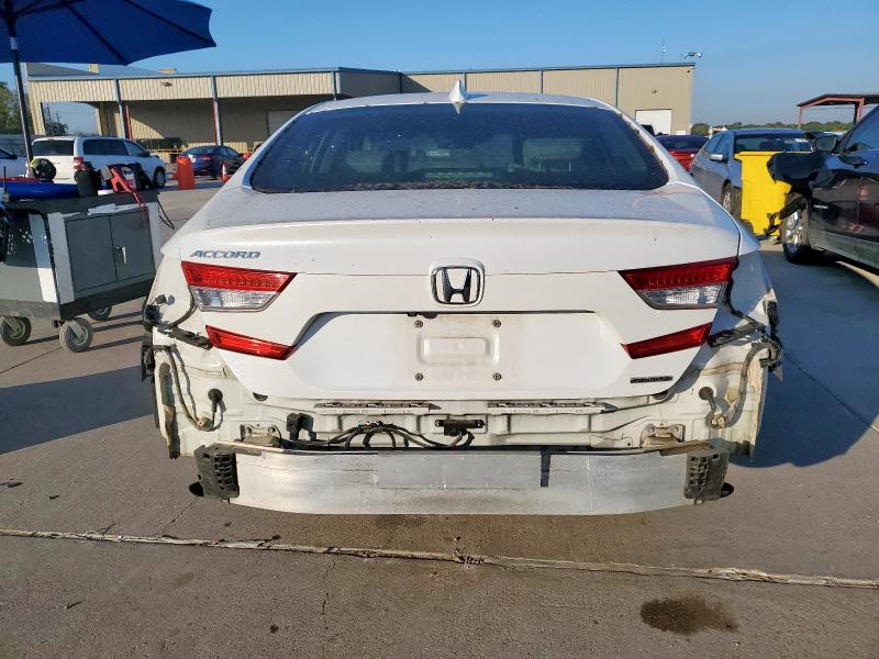 1HGCV1F98JA021069 - 2018 HONDA ACCORD TOURING WHITE photo 6