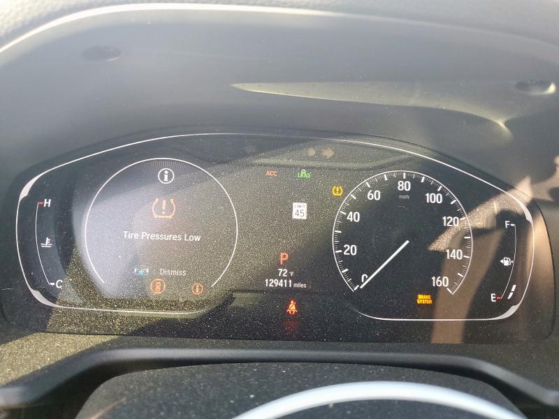 1HGCV1F98JA021069 - 2018 HONDA ACCORD TOURING WHITE photo 9