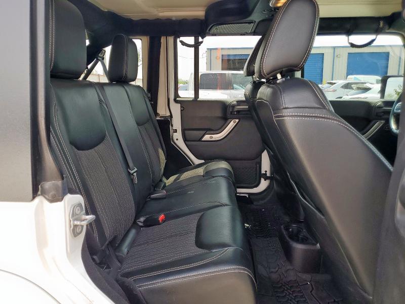 1C4BJWDG2FL573344 - 2015 JEEP WRANGLER U SPORT 白色 照片 10