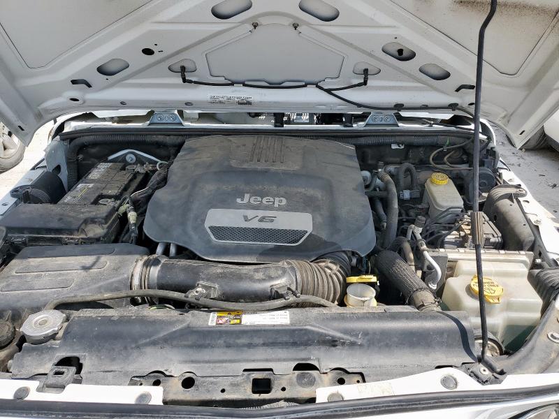 1C4BJWDG2FL573344 - 2015 JEEP WRANGLER U SPORT 白色 照片 11