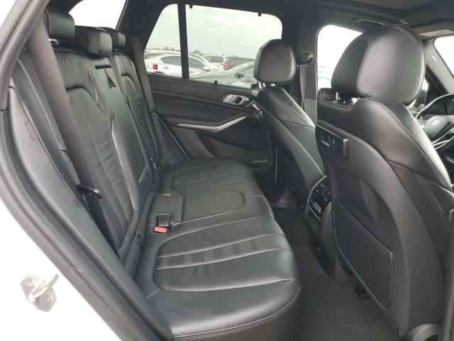 5UXCR6C5XKLK85139 - 2019 BMW X5 XDRIVE40I თეთრი ფოტო 10