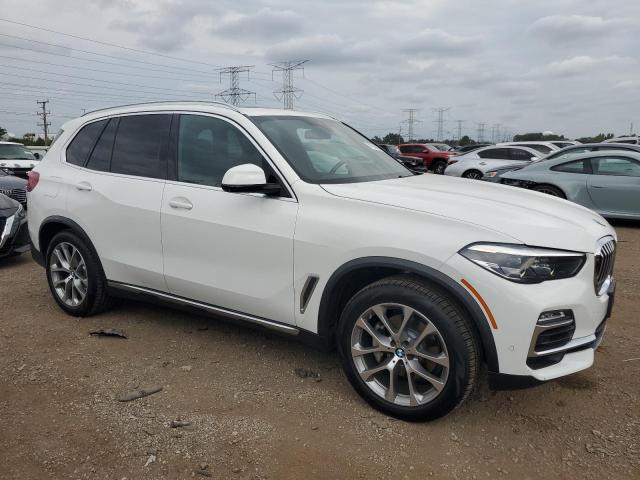 5UXCR6C5XKLK85139 - 2019 BMW X5 XDRIVE40I თეთრი ფოტო 4