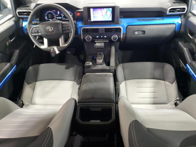 3TMLB5JN2SM094476 - 2025 TOYOTA TACOMA DOUBLE CAB WHITE photo 8