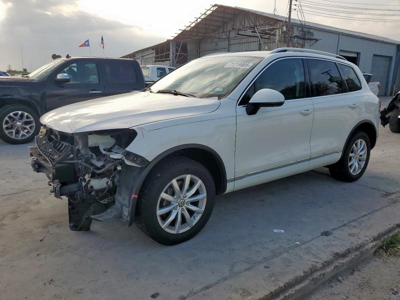 2015 VOLKSWAGEN TOUAREG V6, 