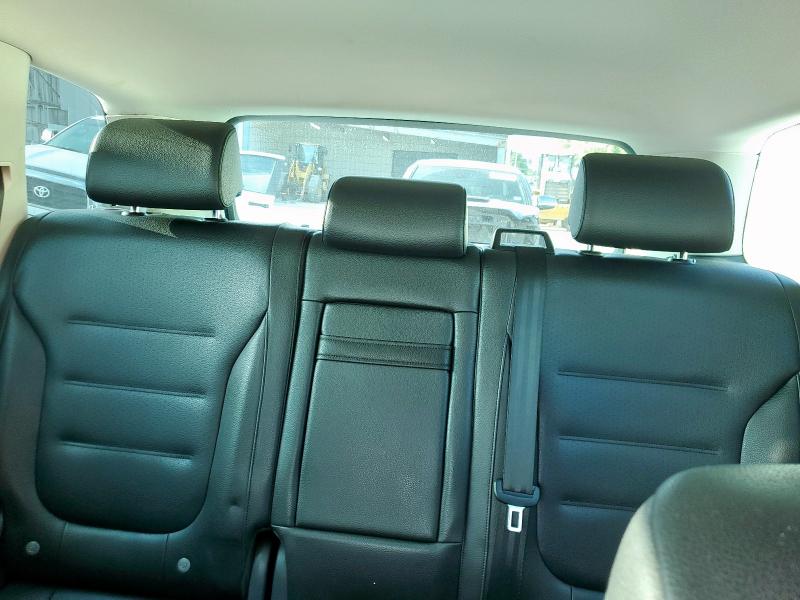 WVGEF9BP0FD005389 - 2015 VOLKSWAGEN TOUAREG V6 WHITE photo 10