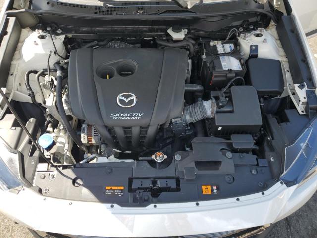 JM1DKFD78J0331545 - 2018 MAZDA CX-3 GRAND TOURING WHITE photo 12