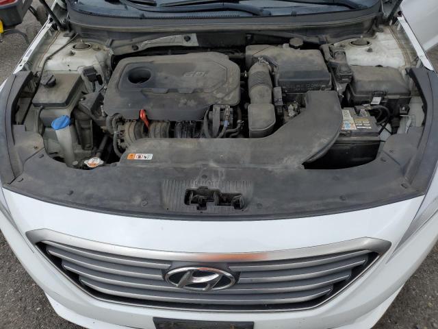 5NPE24AF5HH541974 - 2017 HYUNDAI SONATA SE WHITE photo 11