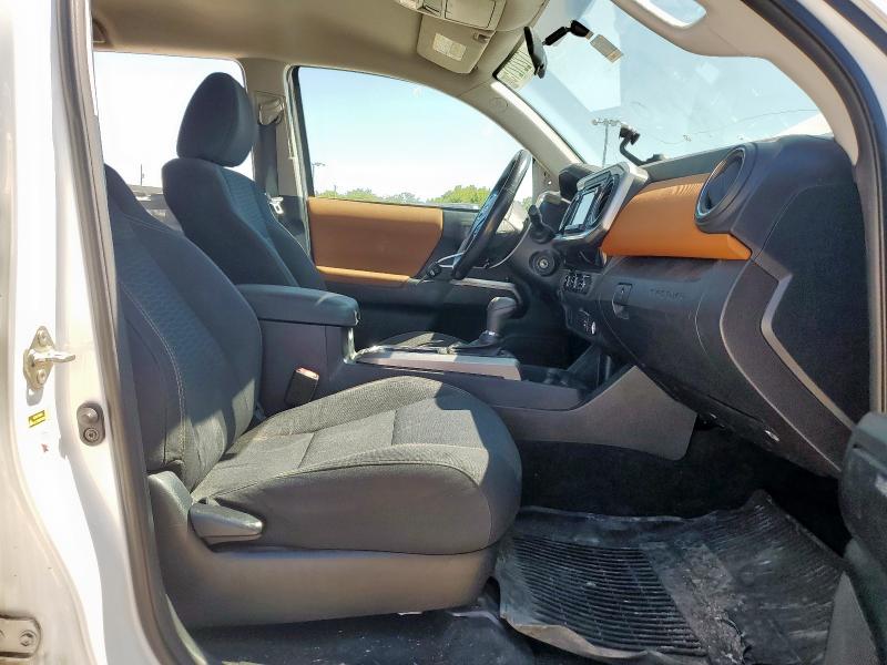 3TMAZ5CN9GM025842 - 2016 TOYOTA TACOMA DOUBLE CAB WHITE photo 7