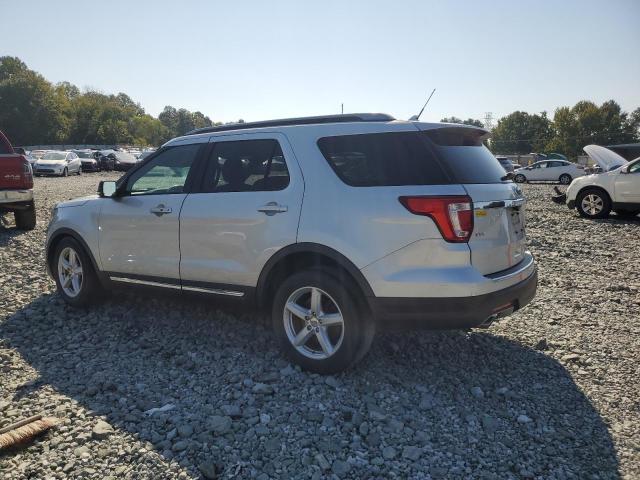 1FM5K7D81JGB69764 - 2018 FORD EXPLORER XLT Gümüş foto 2