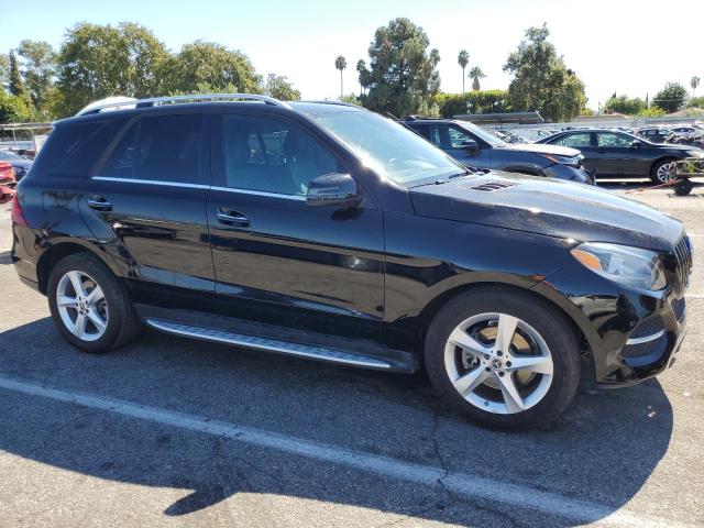 4JGDA5JB2JB117656 - 2018 MERCEDES-BENZ GLE 350 BLACK photo 4