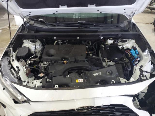 2T3P1RFV3PC339670 - 2023 TOYOTA RAV4 XLE 白色 照片 12