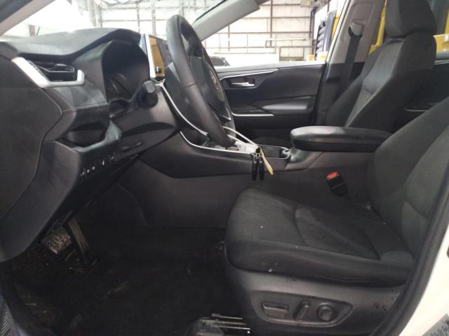 2T3P1RFV3PC339670 - 2023 TOYOTA RAV4 XLE 白色 照片 7