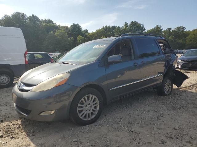 2010 TOYOTA SIENNA XLE, 