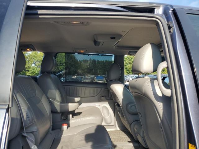 5TDDK4CC9AS029830 - 2010 TOYOTA SIENNA XLE GRAY photo 11