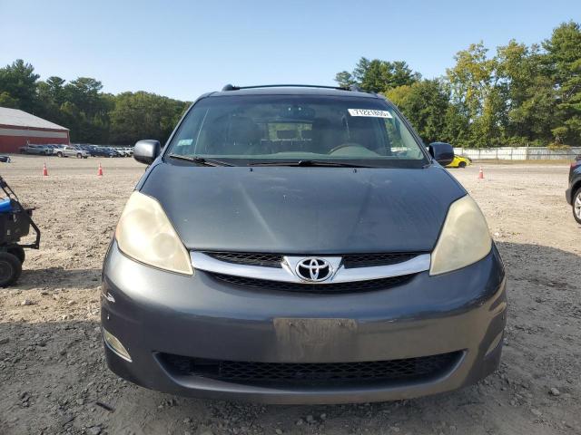 5TDDK4CC9AS029830 - 2010 TOYOTA SIENNA XLE GRAY photo 5