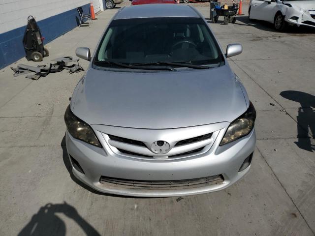 2T1BU4EE4BC693608 - 2011 TOYOTA COROLLA BASE SILVER photo 5