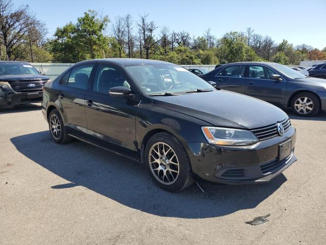 3VWDZ7AJ1BM333845 - 2011 VOLKSWAGEN JETTA SE 黑色 照片 4