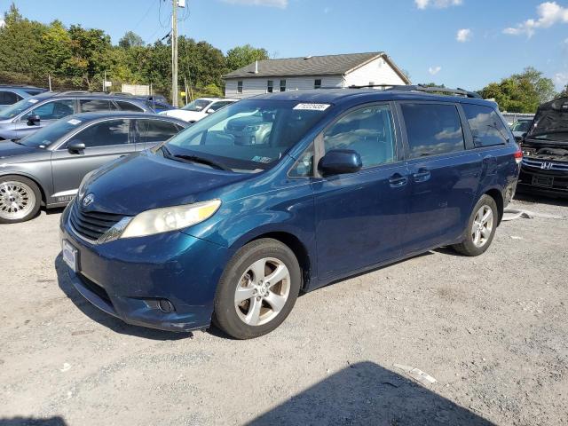 2011 TOYOTA SIENNA LE, 