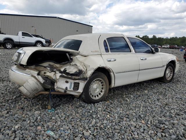 1LNHM81W9XY673756 - 1999 LINCOLN TOWN CAR EXECUTIVE WHITE photo 3