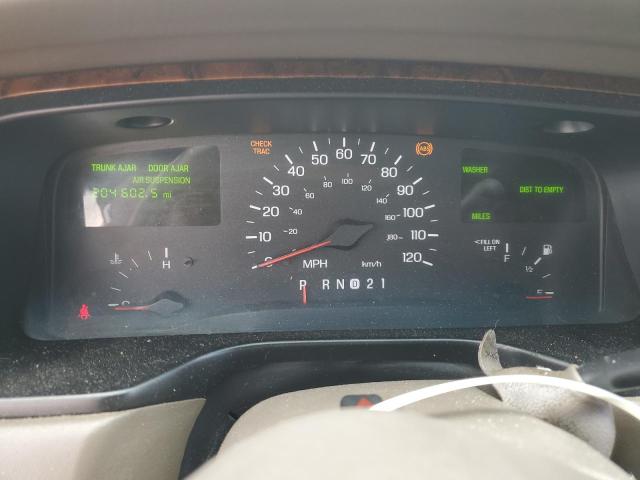 1LNHM81W9XY673756 - 1999 LINCOLN TOWN CAR EXECUTIVE WHITE photo 9