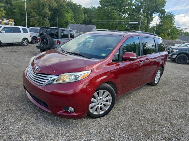 5TDYK3DC6FS593937 - 2015 TOYOTA SIENNA XLE RED photo 2