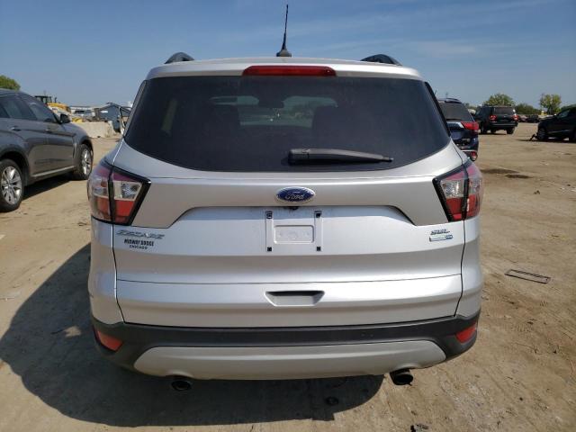 1FMCU9HD2JUD30709 - 2018 FORD ESCAPE SEL SILVER photo 6