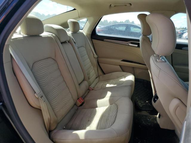 3FA6P0H76GR250382 - 2016 FORD FUSION SE BLACK photo 10