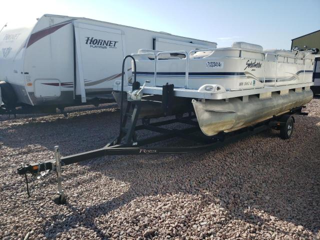 GDY1386CH102 - 2002 GODF PONTOON WHITE photo 2