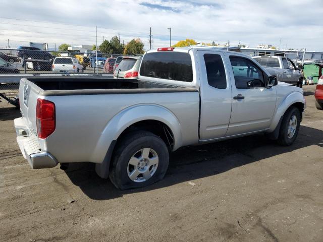1N6AD06W08C409904 - 2008 NISSAN FRONTIER KING CAB LE GRAY photo 3