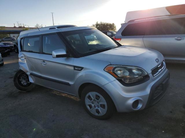 KNDJT2A51C7478344 - 2012 KIA SOUL SILVER photo 4