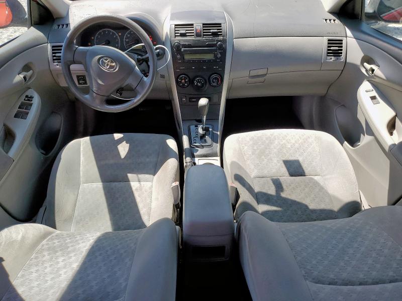 1NXBU40E49Z100264 - 2009 TOYOTA COROLLA BASE წითელი ფოტო 8