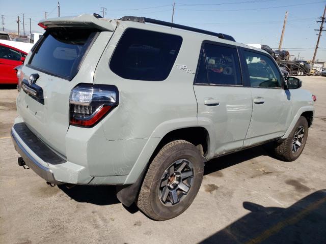 JTEPU5JR7P6100029 - 2023 TOYOTA 4RUNNER SE GRAY photo 3