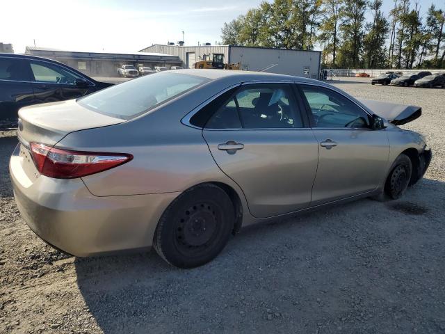 4T4BF1FKXFR458587 - 2015 TOYOTA CAMRY LE SILVER photo 3