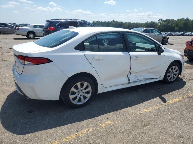 5YFEPMAE8NP383993 - 2022 TOYOTA COROLLA LE 白色 照片 3