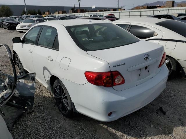 1NXBU4EE8AZ269670 - 2010 TOYOTA COROLLA BASE WHITE photo 2