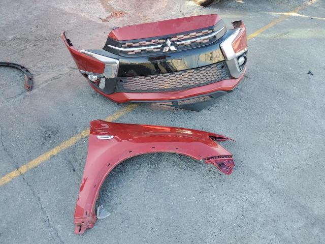 JA4AP3AW1JZ035965 - 2018 MITSUBISHI OUTLANDER ES RED photo 13