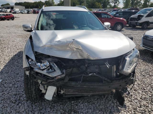 KNMAT2MT7HP573007 - 2017 NISSAN ROGUE S SILVER photo 5