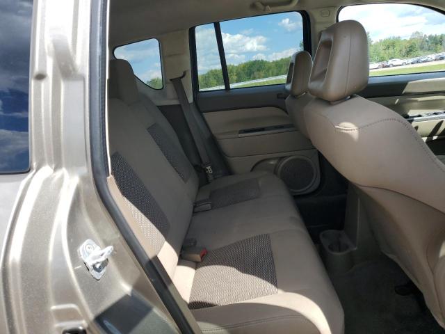 1J8FF47W17D261059 - 2007 JEEP COMPASS GOLD photo 10