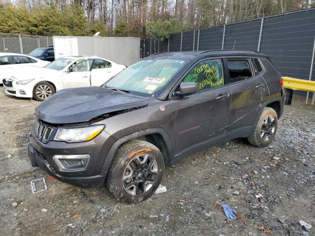 3C4NJDDB9JT116212 - 2018 JEEP COMPASS TRAILHAWK GRAY photo 1