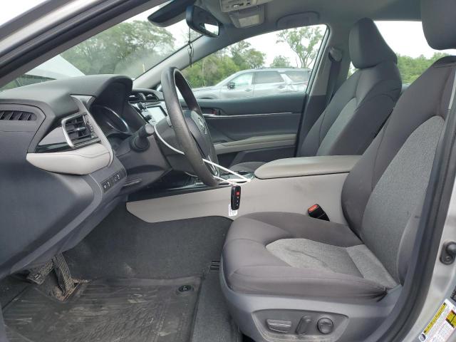 4T1B11HKXKU830171 - 2019 TOYOTA CAMRY L SILVER photo 7