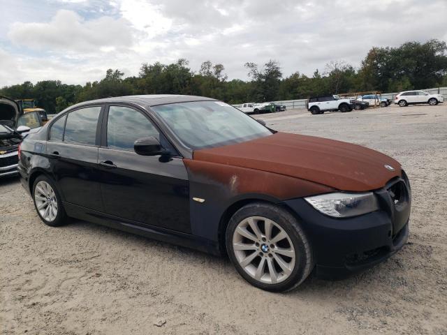 WBAPH7G56BNN05853 - 2011 BMW 328 I BLACK photo 4