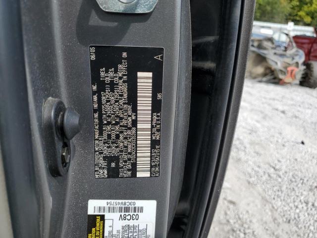 5TDZA22CX5S352868 - 2005 TOYOTA SIENNA XLE GRAY photo 13