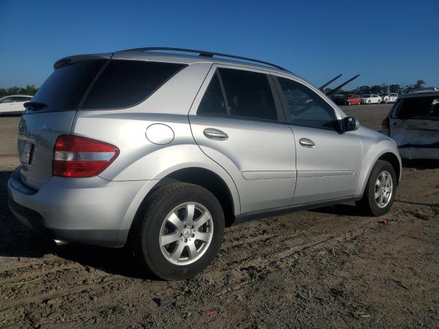 4JGBB22E07A192950 - 2007 MERCEDES-BENZ ML 320 CDI SILVER photo 3