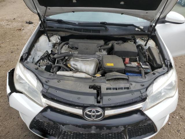 4T1BF1FK6FU058374 - 2015 TOYOTA CAMRY LE WHITE photo 11